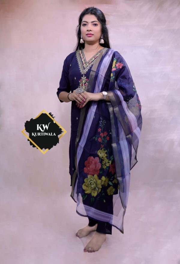 Roman Silk Pant Kurti with 3D print heavy Organza Dupatta