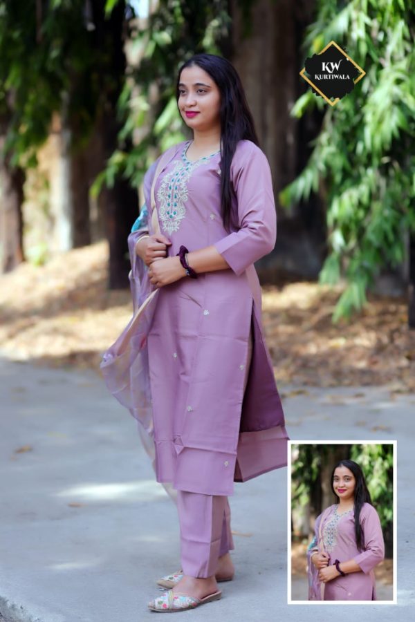 Roman Silk Pant Kurti with 3D print heavy Organza Dupatta